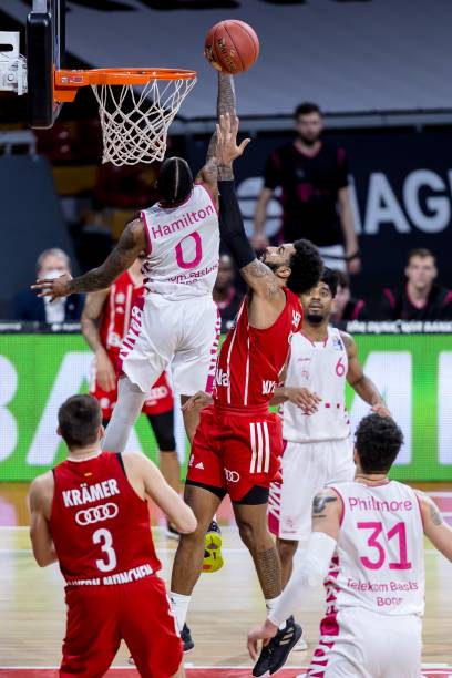 季首秀的一 季首秀的一